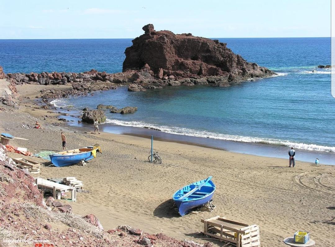 Apartment & Beach - Airport El Burrero Esterno foto